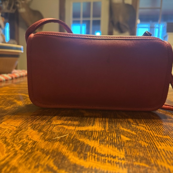 Vintage Coach Purse - Beautiful Red! - Picture 3 of 6